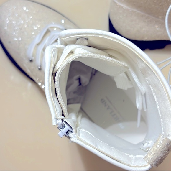 🆕 Portland Boot Co. Rare White Glitter Girls 5/Womens 7 Side-Zip Combat Boots - Picture 9 of 14